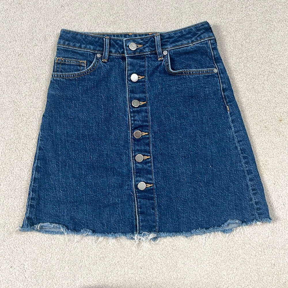 H&M Blue Denim Skirt with Button Front